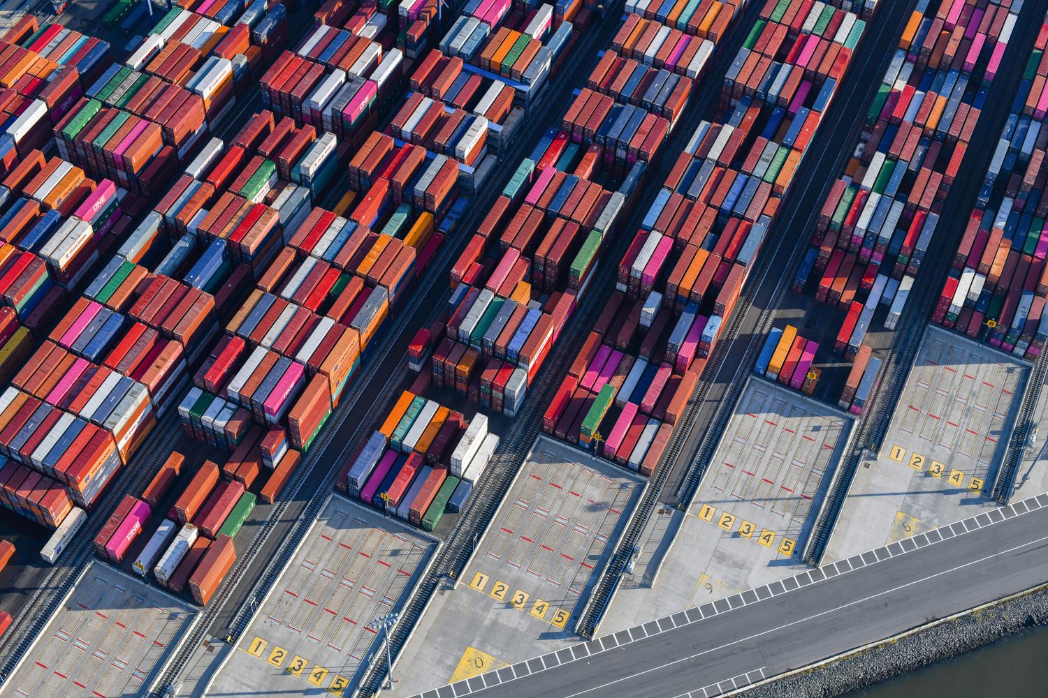 Port d'Afrique de l'Ouest en pleine activité
